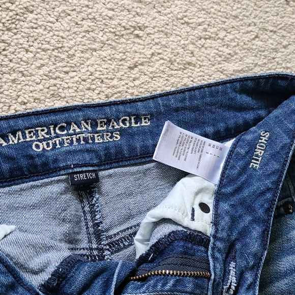 American Eagle shorts - Picture 3 of 4